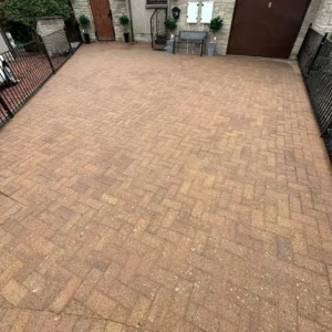 Driveway Cleaning in Dundee